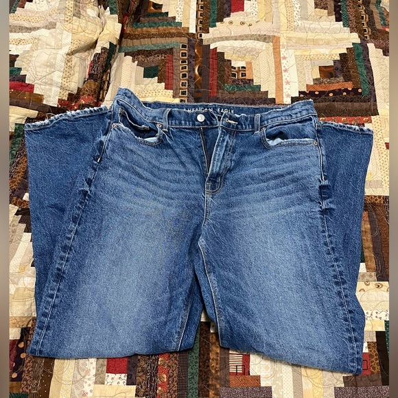 AEO Super High-Rise Straight - Picture 2 of 5